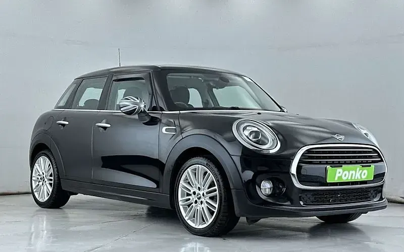 Used Mini Cooper Hatch 136 HP (100 kW) 2018 Hatchback