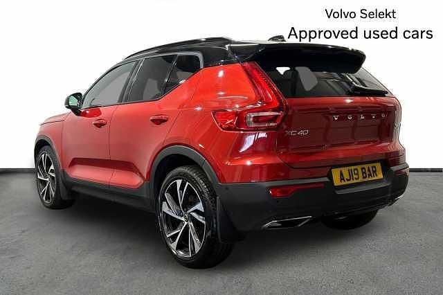 Used Volvo XC40 R-Design Pro 188 HP (138 kW) 2019 Red SUV