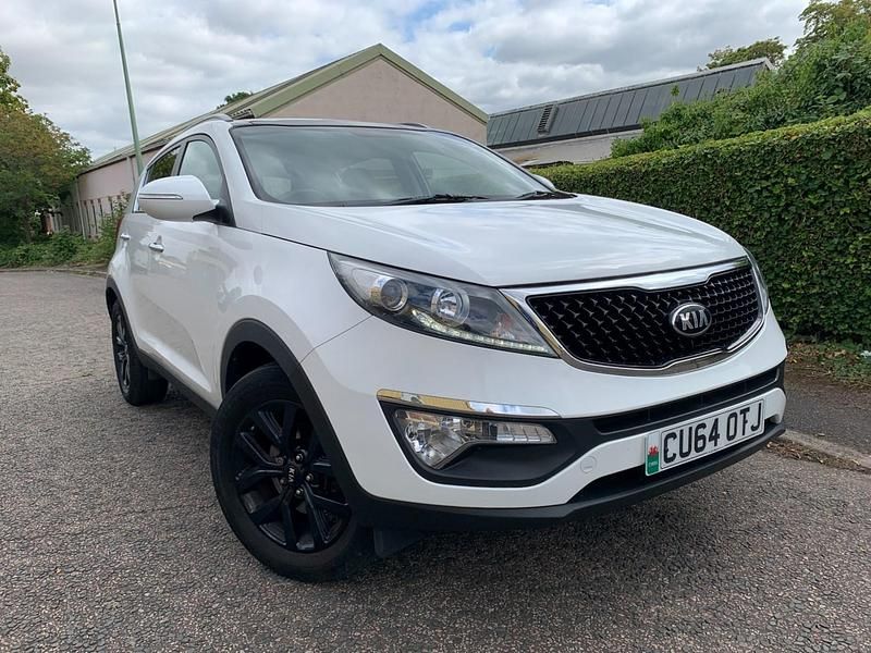 White Used 2014 Kia Sportage 2 SUV | £6,250 (Fair price) - Image 1/4
