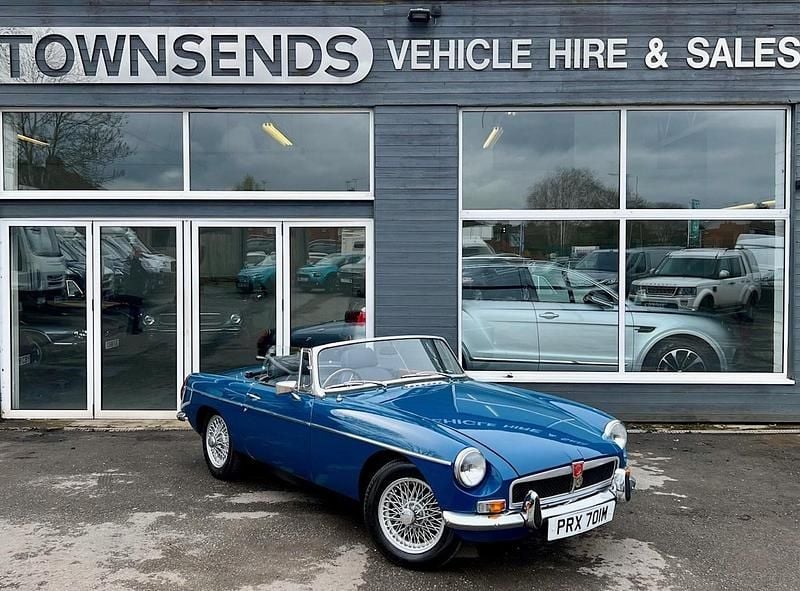 Blue Used 1973 MG B Cabriolet | £17,995 - Image 1/4
