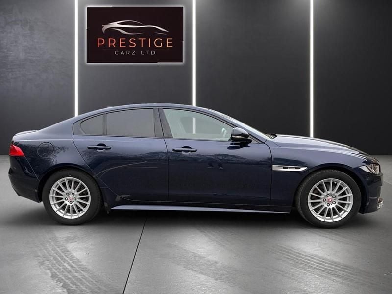 Usado Jaguar XE R-Sport 2016 Azul Sedan