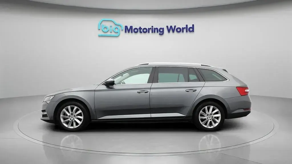 Used Skoda Superb Dynamic 218 HP (160 kW) 2022 Grey Estate