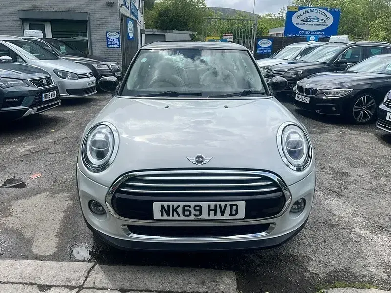 Used Mini Cooper Exclusive 2019 Silver Hatchback