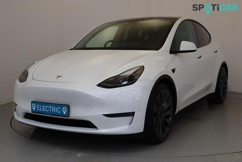 Used Tesla Model Y Performance 313 kW (426 HP) 2023 White SUV