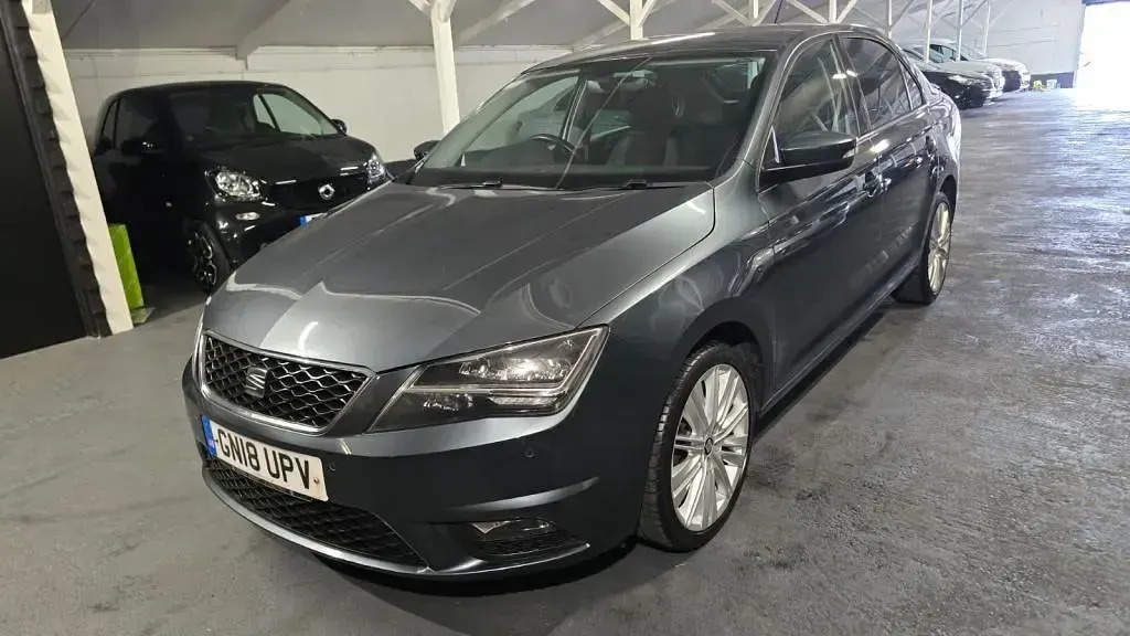 Used Seat Toledo XCELLENCE 110 HP (80 kW) 2018 Grey Hatchback