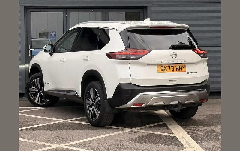 Used Nissan X-Trail Tekna 155 HP (114 kW) 2023 White SUV