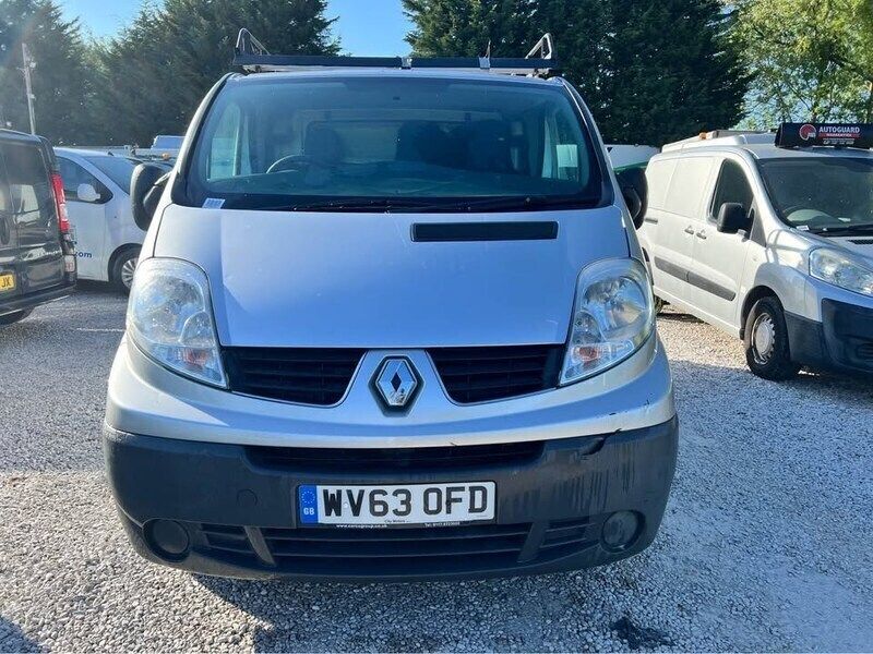 Silver Used 2013 Renault Trafic Van | £3,250 (Good price) - Image 1/4