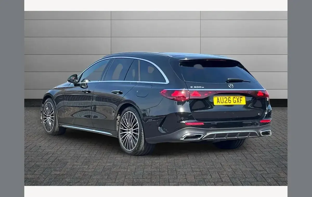 Used Mercedes E300 AMG Line Premium Plus 309 HP (227 kW) 2026 Black Estate
