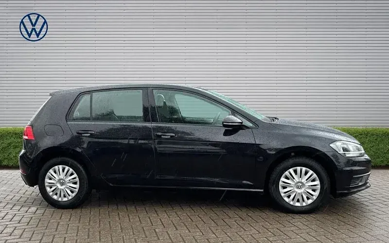 Used VW Golf VII S 116 HP (85 kW) 2020 Black Hatchback
