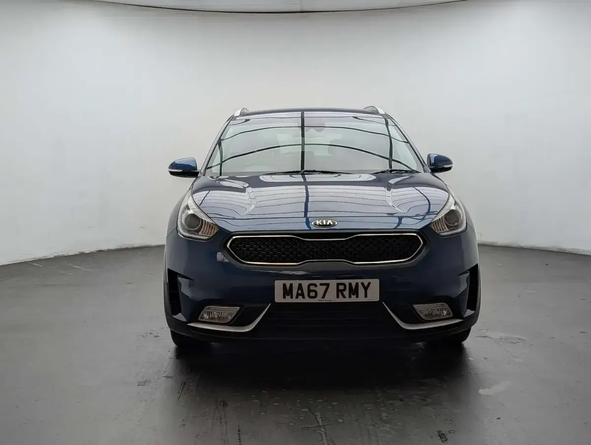 Used Kia Niro 139 HP (102 kW) 2017 Blue SUV