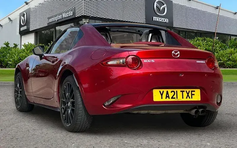 Begagnad Mazda MX5 Inclusive 184 HK (135 kW) 2021 Röd Cab
