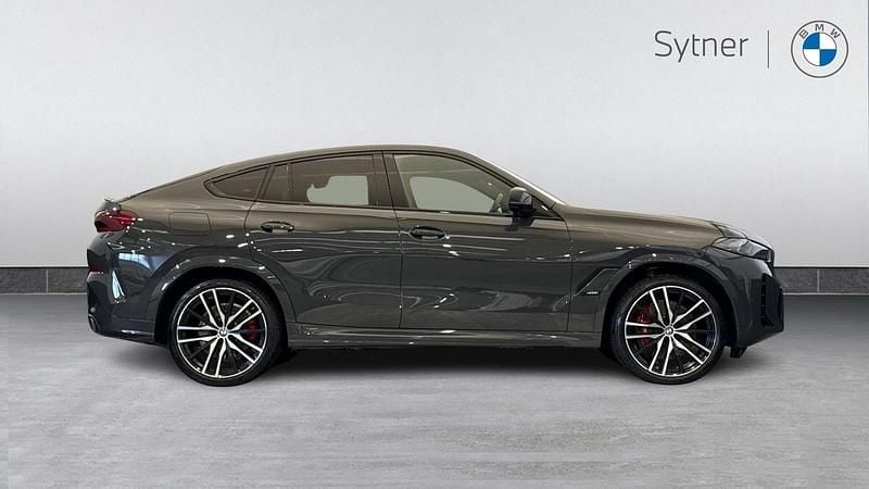 Usado BMW X6 M Sport 523 CV (384 kW) 2024 Gris SUV