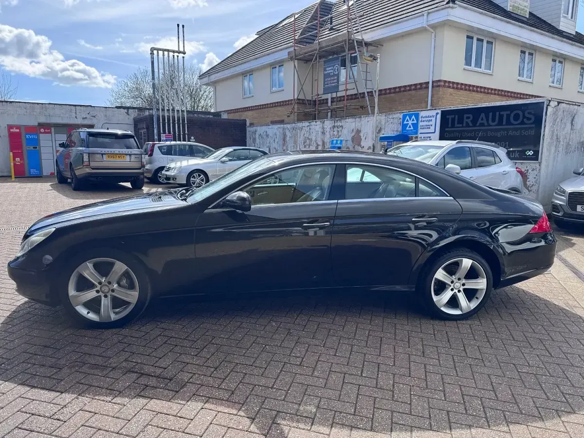 Used Mercedes CLS320 2009 Black Coupe