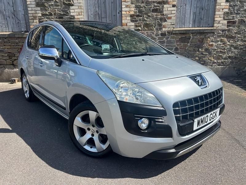 Silver Used 2010 Peugeot 3008 Hatchback | £2,695 (Expensive) - Image 1/4