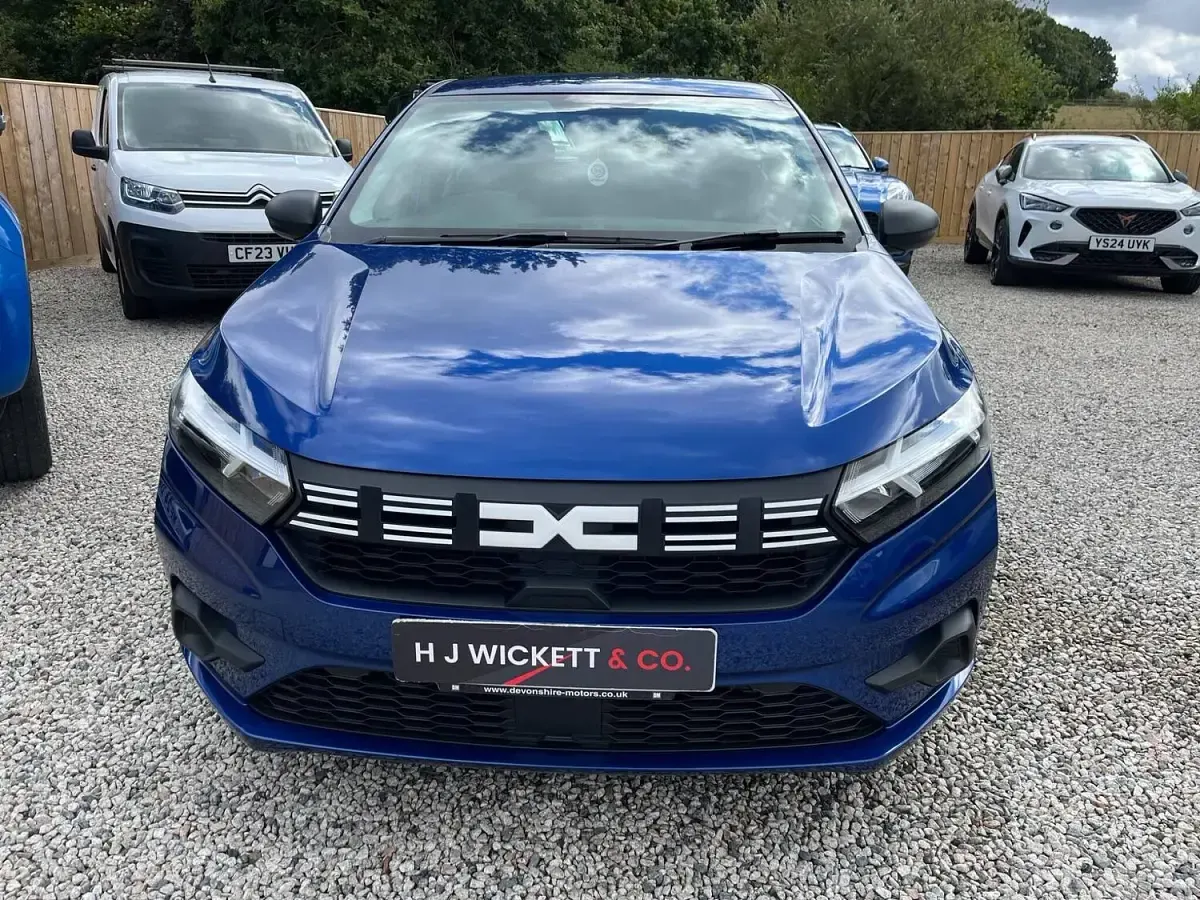 Used Dacia Sandero Essentiel 2023 Blue Hatchback