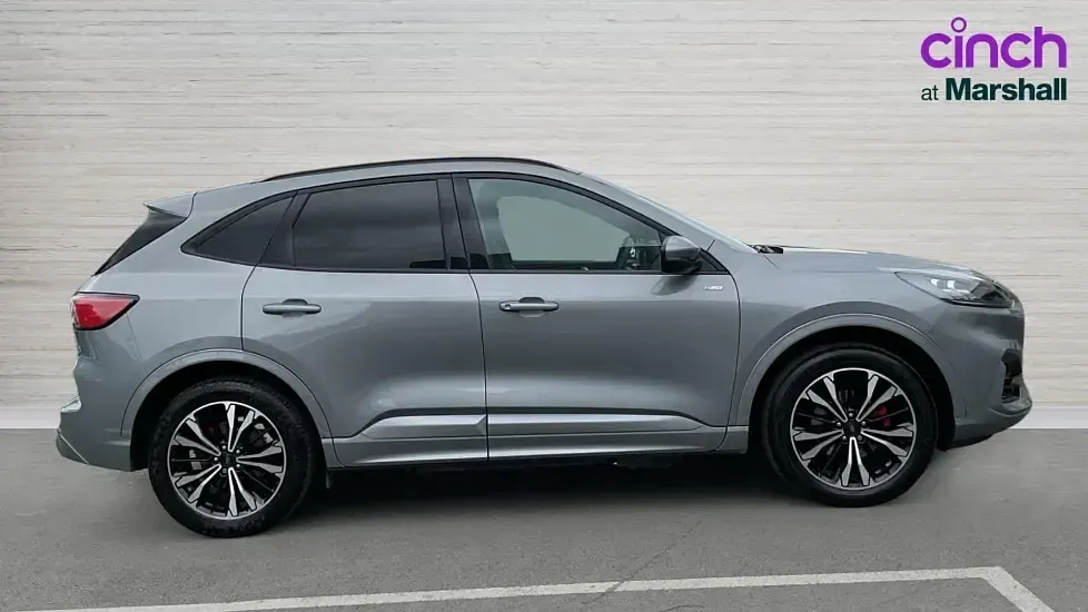 Used Ford Kuga ST-Line X 225 HP (165 kW) 2026 Silver SUV