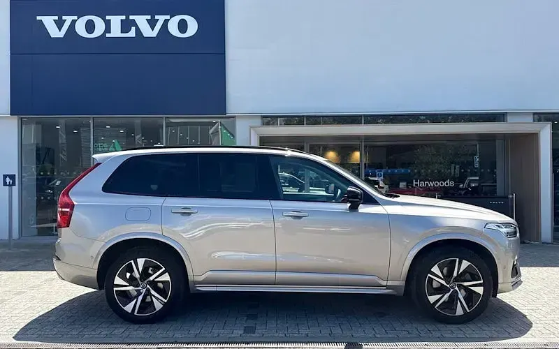 Used Volvo XC90 Plus 250 HP (183 kW) 2025 SUV