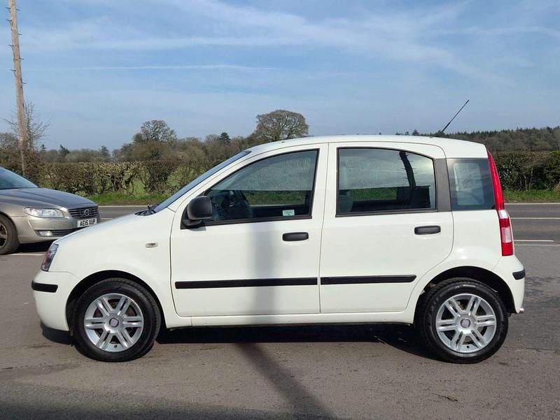 Usado Fiat Panda 69 HP (50 kW) 2012 Branco Citadino