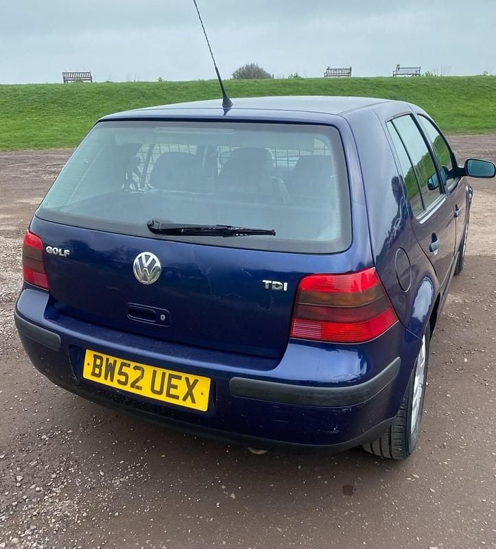 Usado VW Golf IV SE 100 HP (73 kW) 2002 Azul Citadino