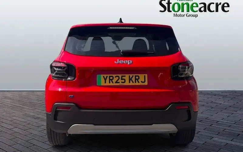 Used Jeep Avenger Altitude 114 kW (156 HP) 2024 Red SUV