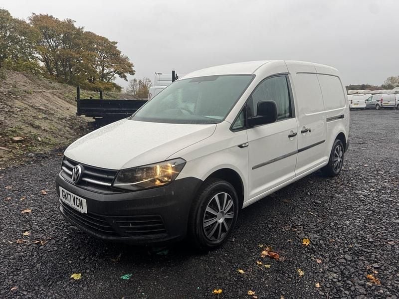 Used VW Caddy Maxi Startline 102 HP (75 kW) 2017 White MPV