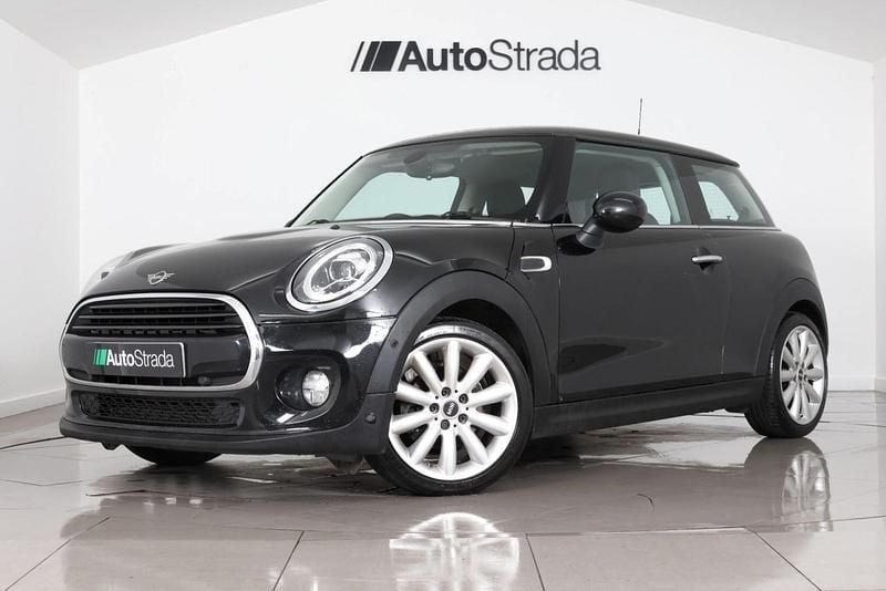 Used Mini Cooper Classic 2018 Black Hatchback