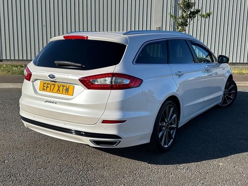 Used Ford Mondeo Vignale 180 HP (132 kW) 2017 White Estate