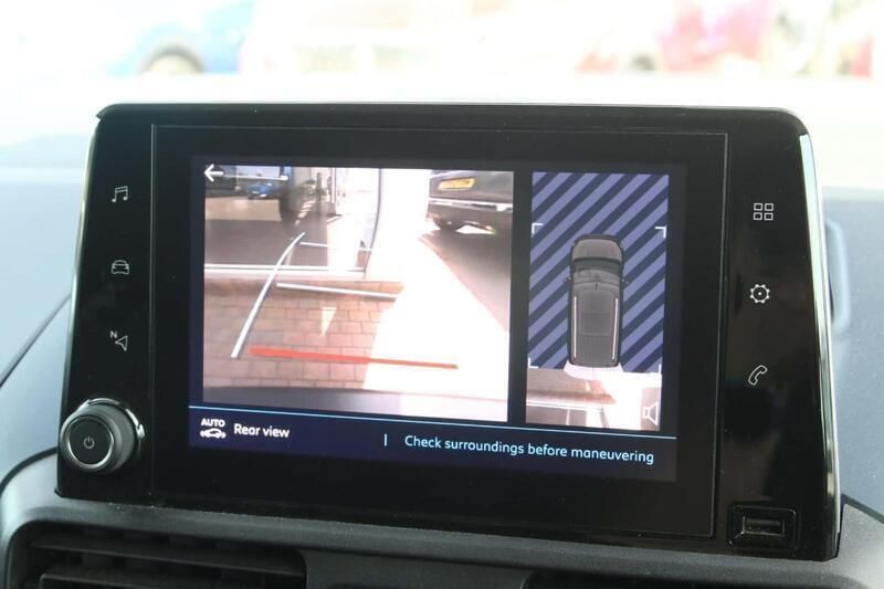 Image 4/4