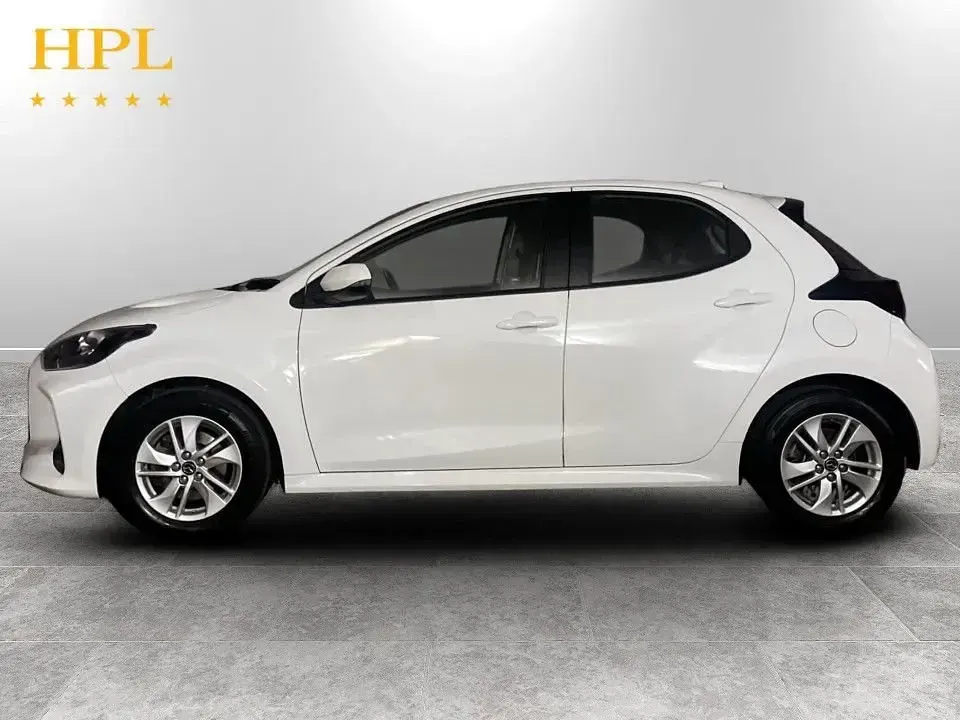 Used Mazda 2 116 HP (85 kW) 2023 White Hatchback