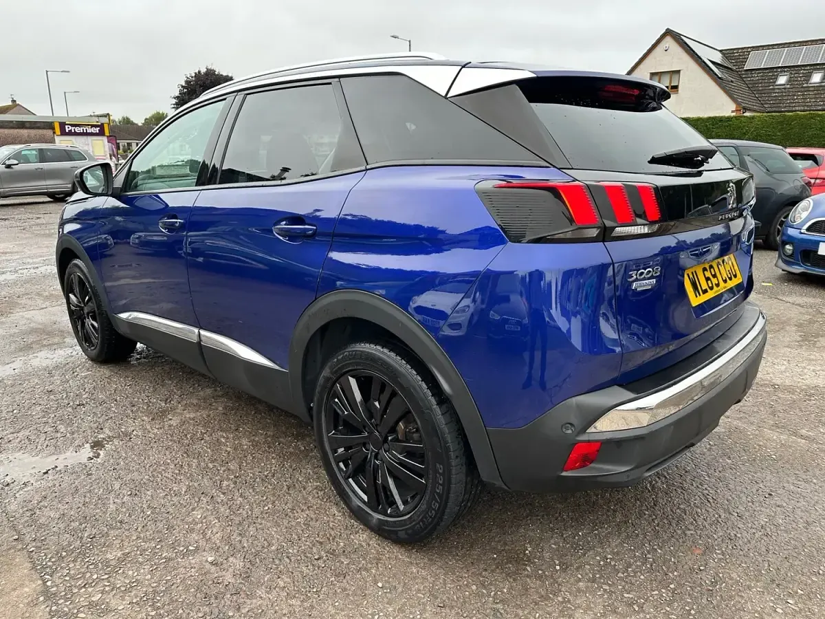 Used Peugeot 3008 Allure 130 HP (95 kW) 2020 Blue SUV