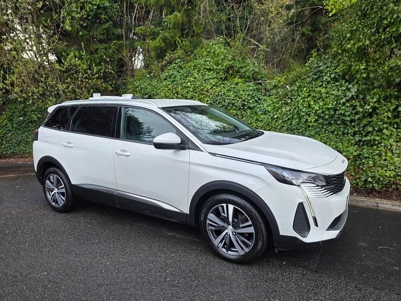 Second-hand Peugeot 5008 Allure Premium 130 CP (95 kW) 2021 Alb SUV