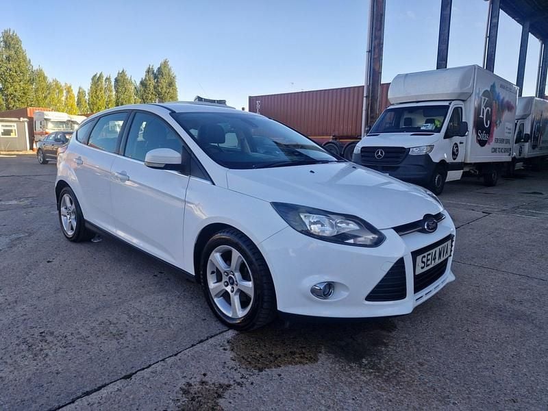 White Used 2014 Ford Focus Zetec Hatchback | £2,495 (Good price) - Image 1/4