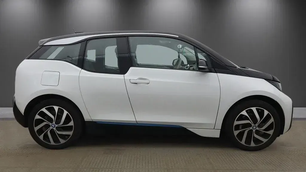 Used BMW i3 Comfort Edition 125 kW (170 HP) 2019 Hatchback