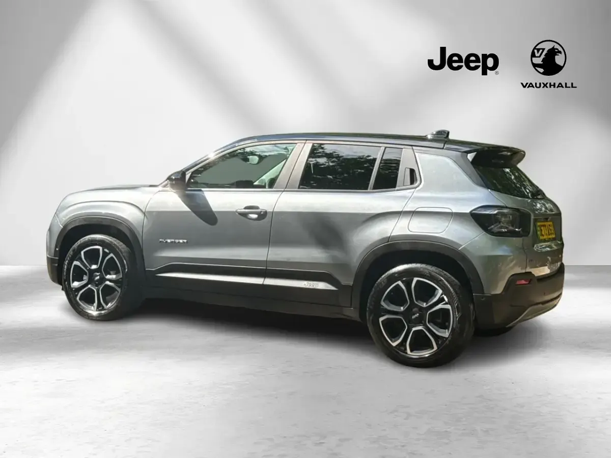 Used Jeep Avenger 114 kW (156 HP) 2023 Black/grey SUV