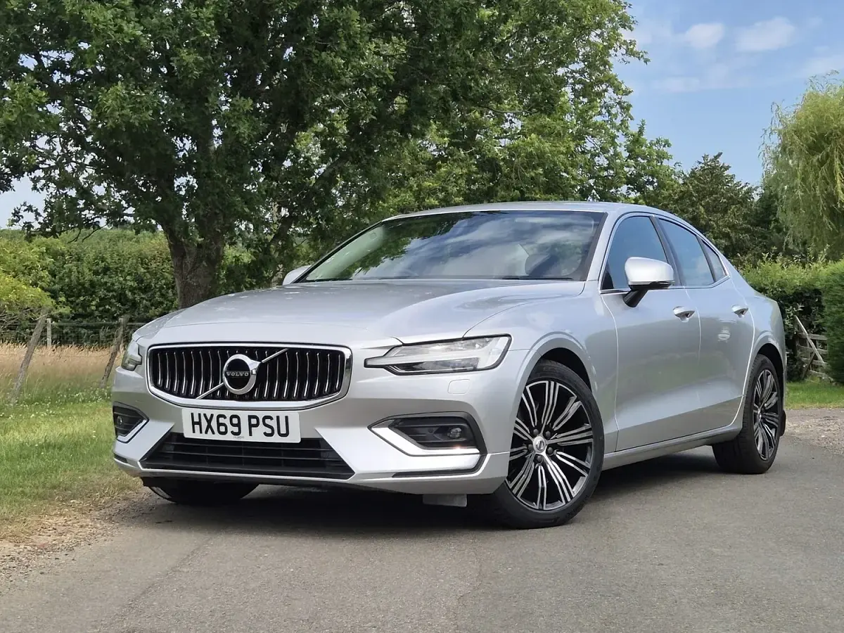 Used Volvo S60 Inscription 250 HP (183 kW) 2019 Sedan
