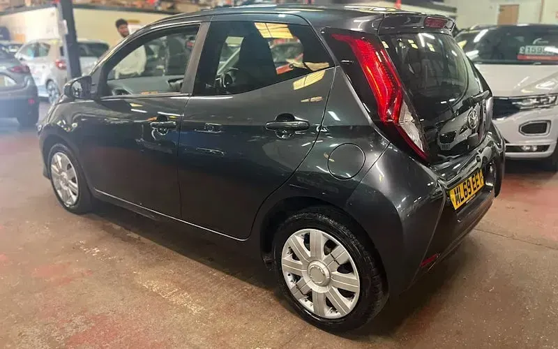Used Toyota Aygo X-play 72 HP (52 kW) 2019 Grey Hatchback