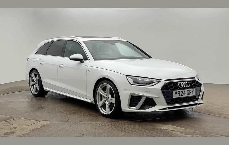 Used Audi A4 S-Line 200 HP (147 kW) 2024 White Estate