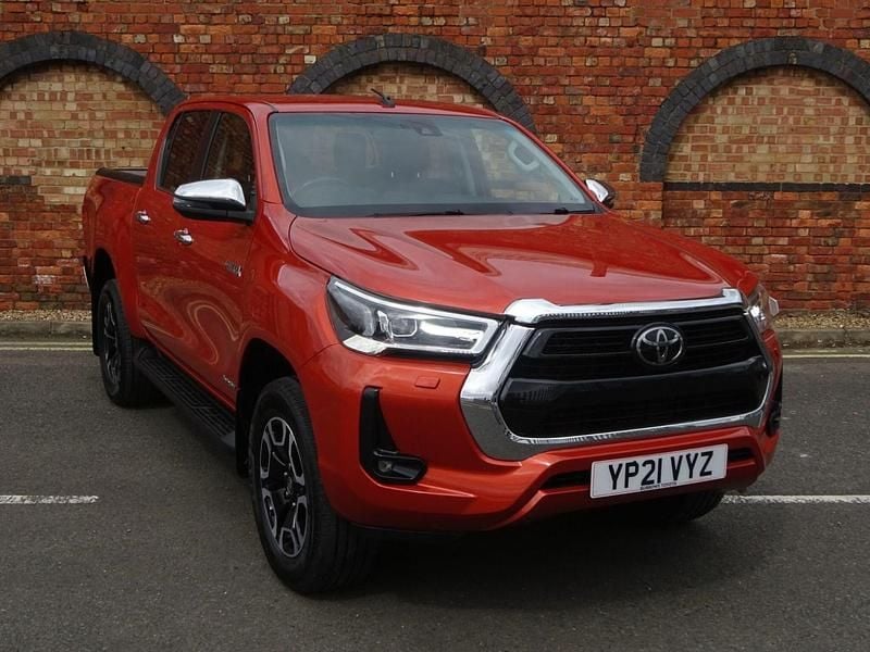 Used Toyota HiLux 2021 Orange Pickup
