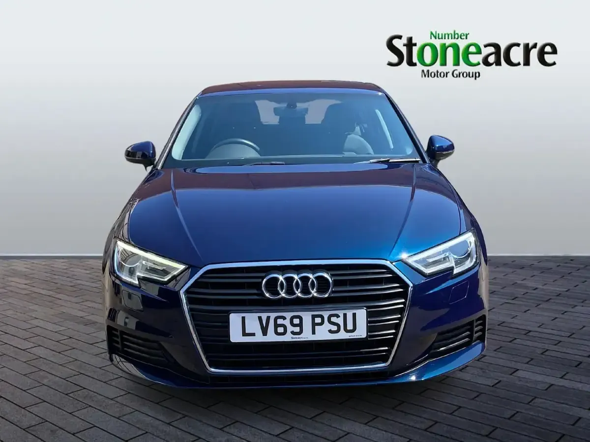 Used Audi A3 Sportback Design 150 HP (110 kW) 2019 Blue Hatchback