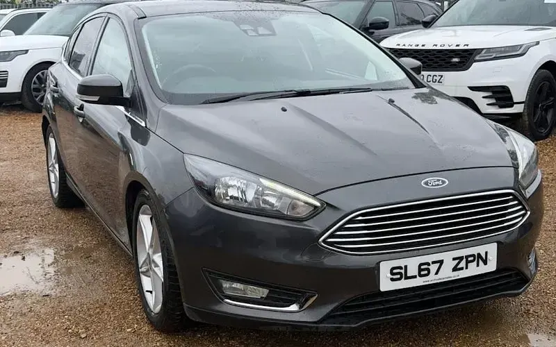 Used Ford Focus Titanium 120 HP (88 kW) 2017 Hatchback