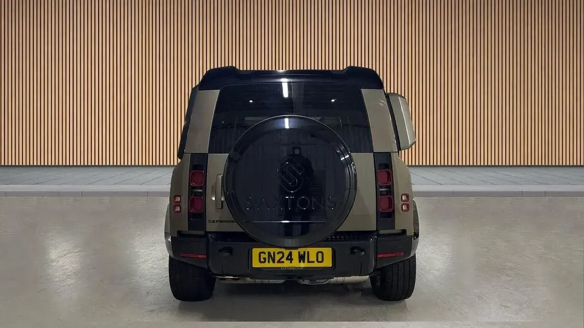 Used Land Rover Defender HSE Dynamic 2024 Gondwana stone SUV
