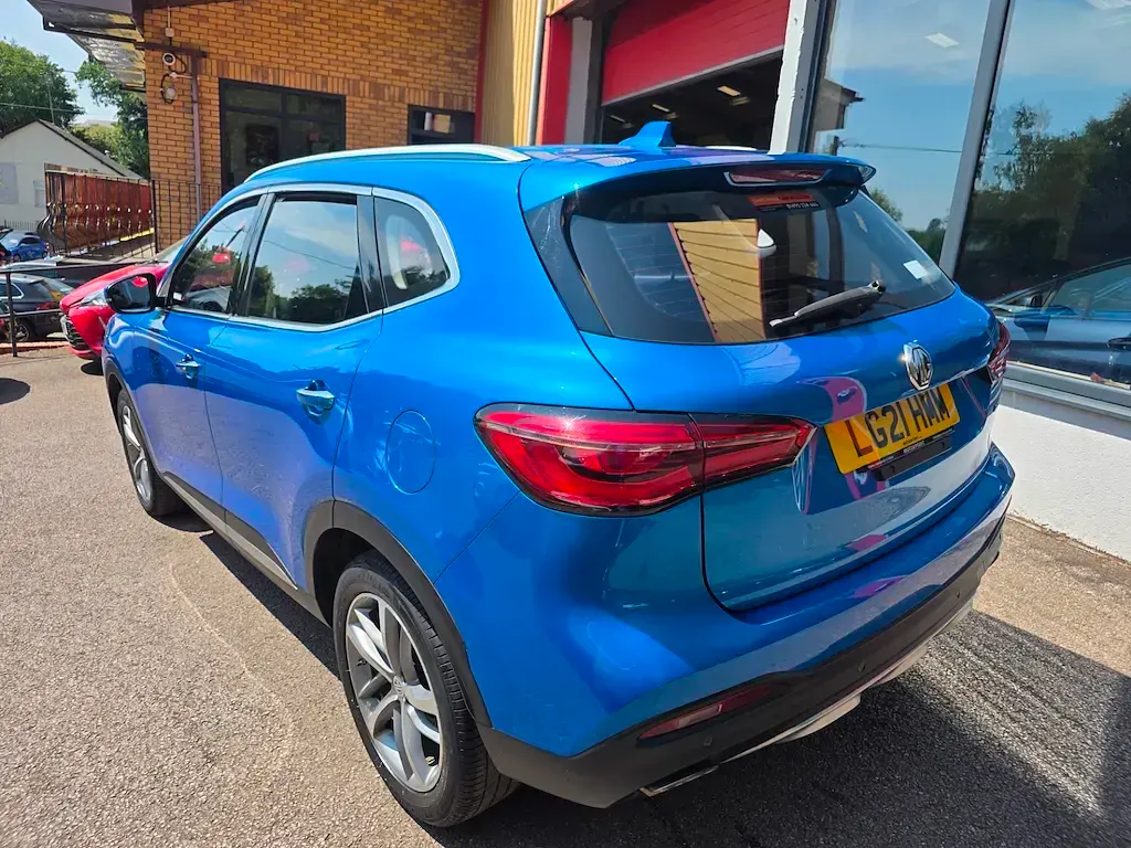 Used MG MG3 106 HP (77 kW) 2021 Blue Hatchback