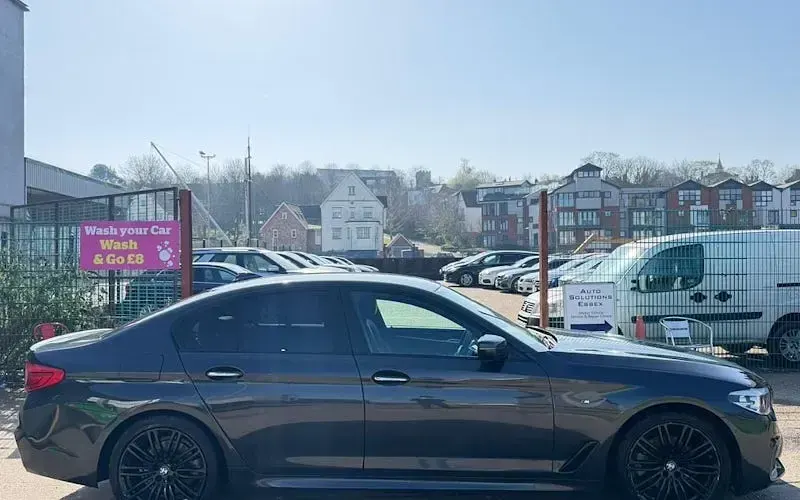 Begagnad BMW 520 M Sport 190 HK (139 kW) 2019 Sedan