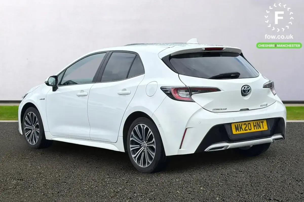 Usado Toyota Corolla Design 184 HP (135 kW) 2020 Branco Citadino