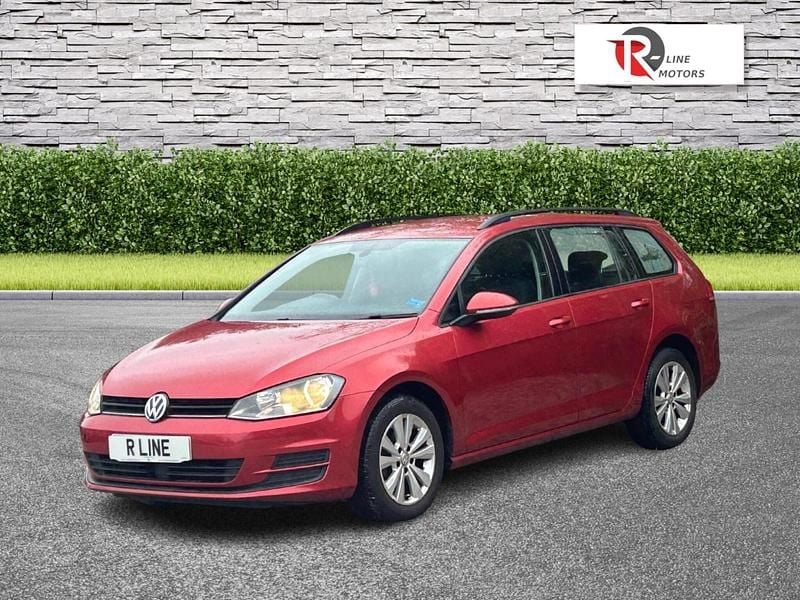 Red Used 2015 VW Golf VII SE Estate | £6,995 (Fair price) - Image 1/4