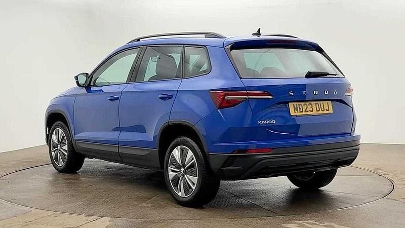 Used Skoda Karoq SE Drive 81 HP (59 kW) 2023 Energy blue SUV
