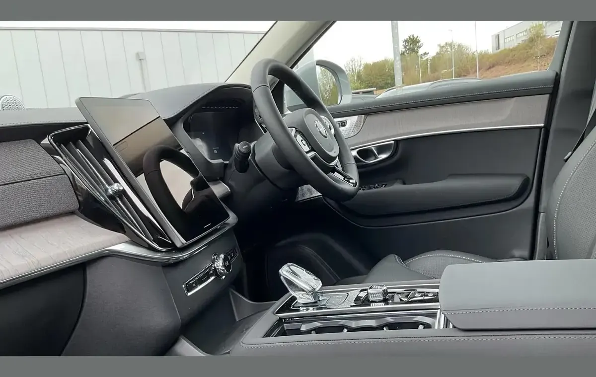Used Volvo XC90 Ultra 449 HP (330 kW) 2026 Grey SUV
