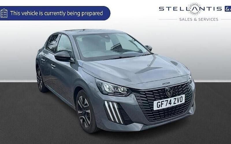Used Peugeot 208 Allure 101 HP (74 kW) 2025 Hatchback