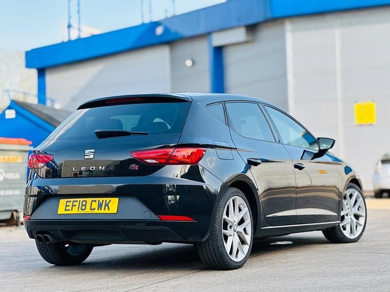Used Seat Leon FR 125 HP (91 kW) 2018 Black Hatchback