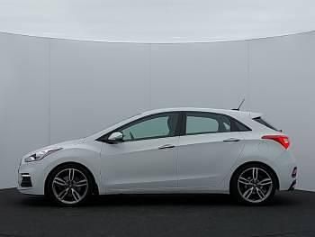 Used Hyundai i30 Turbo 186 HP (136 kW) 2015 White Hatchback